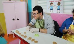 Menderes’te minik ellerden büyük mutluluk