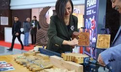 Karabağlar Belediyesi İzmir Mobilya Fuarı’nda sektörle buluştu