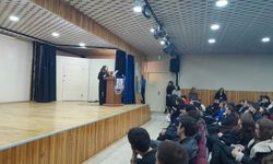 Sıdıka Rodop Anadolu Lisesi | 'YÜREĞİMİZ BAYRAK, GELECEĞİMİZ VATAN'