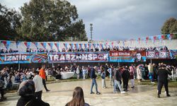 İzmir’de Trabzonspor coşkusu: Gurbetçi gençlerden unutulmaz organizasyon