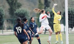 Aliağa’dan Avrupa hayaline uzanan yıldız: Açelya Nomak