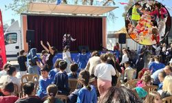 23 Nisan coşkusu İzmir’de gezici sahneyle ilçelere taşındı