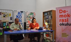 Sokakların sesi Demokrasi Okulu’nda