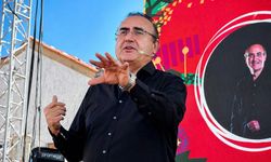 Alaçatı Ot Festivali’nde Sunay Akın’dan unutulmaz söyleşi