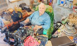 Alaçatılı koleksiyoner Gökçen Adar’dan Anadolu Pop Art sergisi