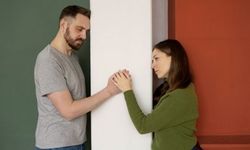 Ayağınıza gelen sevgiden neden kaçıyorsunuz? İşte bilinçaltınızdaki 4 tehlikeli kod!