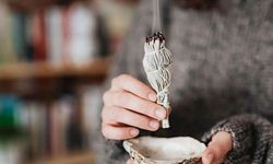 Evde adaçayı yakmak yüzde 90 oranında o tehlikeyi yok ediyor!