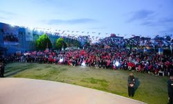 Gaziemir’de 23 Nisan coşkusu kortejle kutlandı