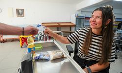 Gaziemir’de 322 aileye destek eli