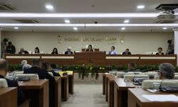 Karabağlar’da komisyonlar yenilendi, görev dağılımı netleşti