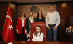 Karşıyaka’da 23 Nisan coşkusu makam devriyle kutlandı