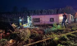 Sabah saatlerinde feci kaza: Bursa'da yolcu minibüsü devrildi, ölü ve yaralılar var