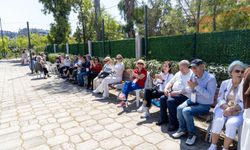 Karşıyaka’da çınarlar, sağlıklı yaşam etkinliğinde buluştu