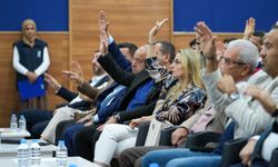 Aliağa Meclisi’nde kesin hesap oy birliğiyle geçti