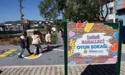 Buca’da çocuklara güvenli eğlence: Yeni oyun sokağı açıldı!