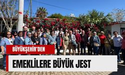 İzmir’de emekli baharı: Ücretsiz şehir turları başladı!