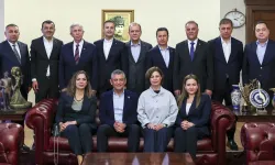 CHP’Lİ Büyükşehir Belediye Başkanlarından Özgür Özel’e tam destek
