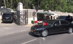 Cumhurbaşkanı Erdoğan’dan bayram öncesi kabir ziyareti