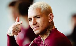 Galatasaraylı futbolcu yumruklu saldırıya uğradı!