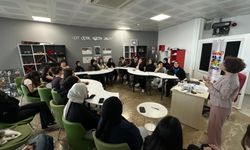 Genç İzmir siber zorbalığa karşı harekete geçti