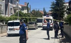 Kan donduran olay! Tartıştığı anne ve babasını bıçakladı