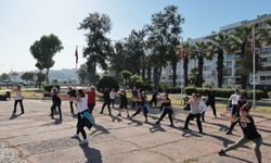 Konak’ta güne sporla başlayanlar yaşlanmıyor!