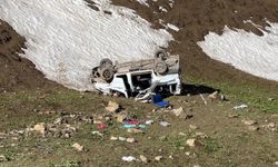 Pancar işçilerini taşıyan minibüs şarampole uçtu: 1 ölü, 7 yaralı