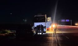 Park halindeki tırda şüpheli ölüm
