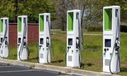 Bornova’da 28 elektrikli araç şarj ünitesi için dev ihale: 5 yıllık kiralama başlıyor
