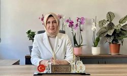 AK Parti Çeşme’den belediyeye ‘Aynı Gün İhale’ sorusu: