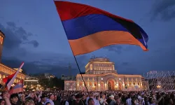 Ermenistan genel seçimler için sandık başında