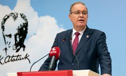 Öztrak'tan Özel'e sert sözler: 'Partiyi tahrip etti!'