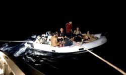 İzmir açıklarında düzensiz göç operasyonu!
