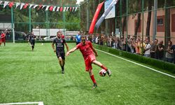 Yeşil Sahada Büyük Final: Bornova'da dostluk kazandı