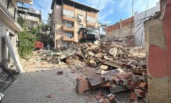 Buca Tüneli’nde dönüşüm: 12 riskli binadan 8’i yıkıldı!
