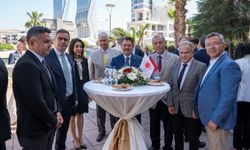 İzmir Adliyesi’nde bayramlaşma programı düzenlendi
