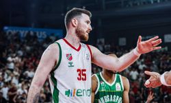 Karşıyaka Basketbol’da yaprak dökümü sürüyor: İki oyuncu ayrıldı