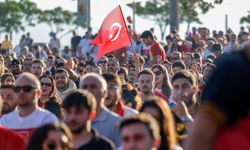 Dünya Kupası heyecanı meydanlara taştı