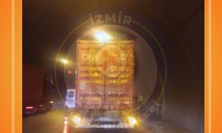 İzmir'de tünel içinde arızalı çekici trafiği kilitledi!