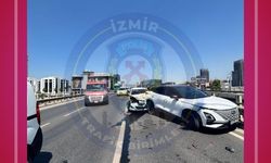 İzmir Ankara Caddesi'nde trafik kazası