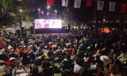 Bayraklı'da açık hava sinema keyfi sürüyor: Finalde 'Buz Devri' var