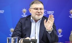 AK Partili Saygılı'dan Tugay'a hizmet binası eleştirisi