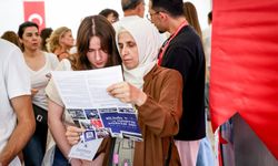 DEÜ, Tercih Fuarı'nda aday öğrencilere rehber oldu