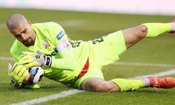 Göztepe'de kaleci gündemine Luka Gugeshashvili girdi