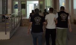 İzmir'de narkotik darbesi: 280 bin sentetik ecza ele geçirildi