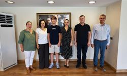 Efes Selçuk'un gururu Emirhan Kaptan'a anlamlı kutlama