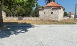 Büyükşehir’den Karacaahmet Türbesi’nde hummalı temizlik