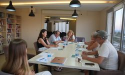 Seferihisar'da 'Yaşamdan Yazıya' atölyesi ilk buluşmasını gerçekleştirdi