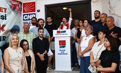 Özgür Özel'in yeni parti kararı sonrası Selçuk'ta da istifa geldi