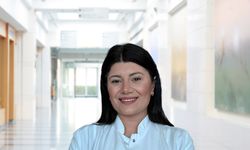 Ünlü hayranlığı gerçek ilişkilerin önüne geçebilir